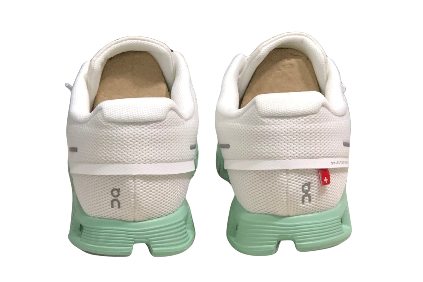 On Cloud 5 Running