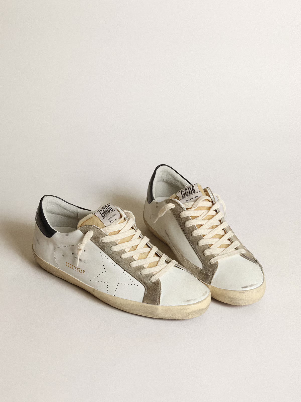 GOLDEN GOOSE SUPERSTAR SNEAKERS