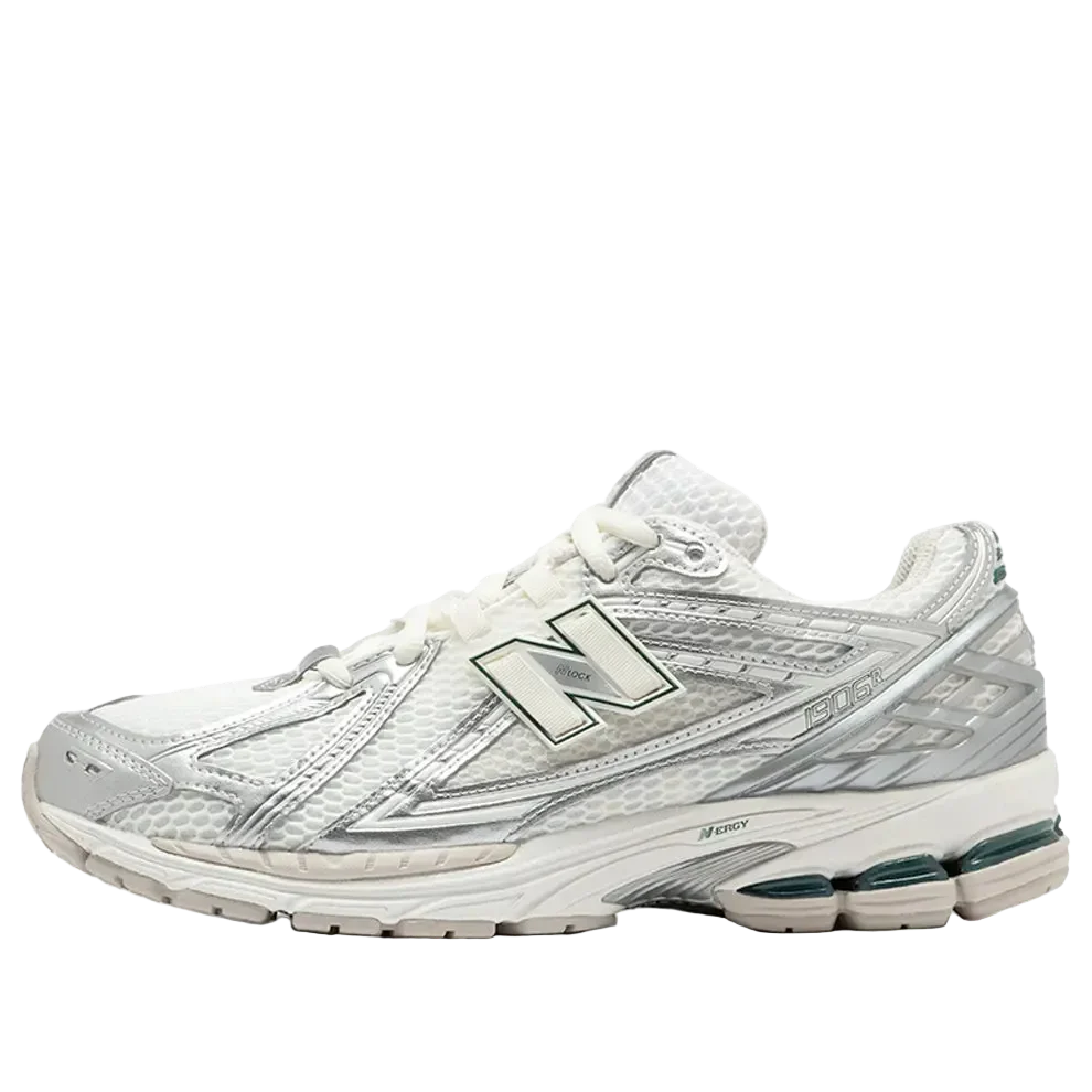 New Balance 1906 – Silver Metallic Sea Salt