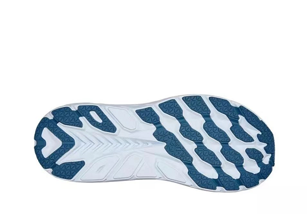 HOKA Clifton 8