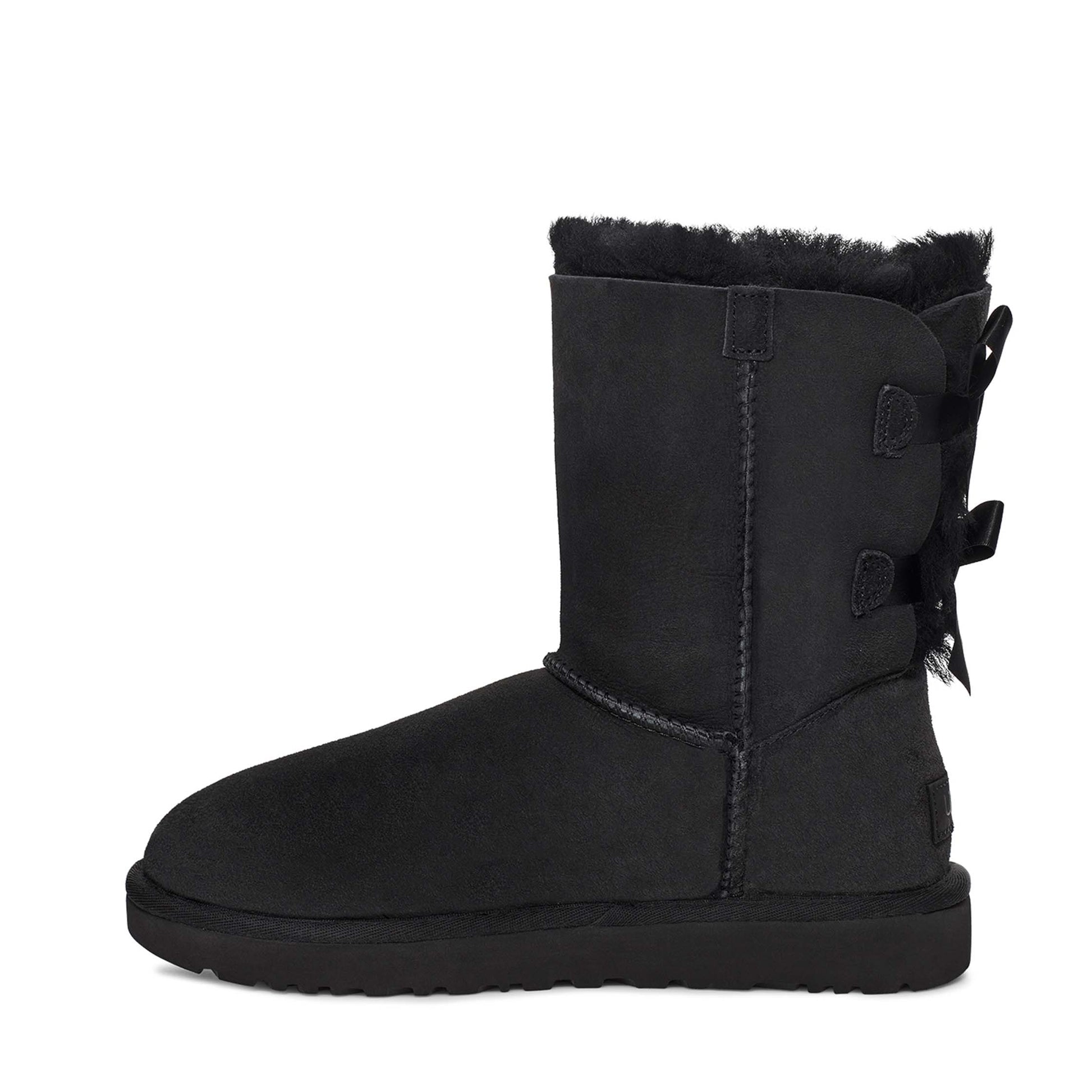 UGG BAILEY BOW ONE