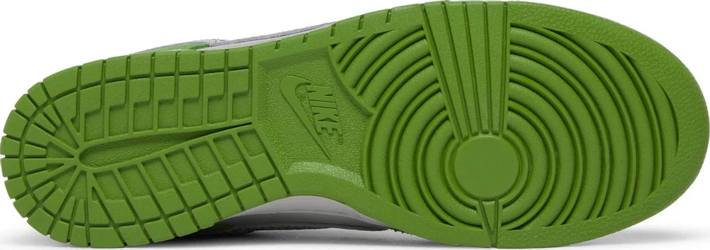 Dunk Low Safari Swoosh – Chlorophyll