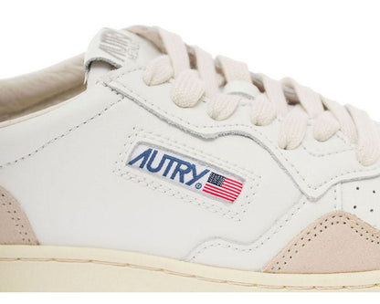 Autry Medalist Low-Top Sneakers