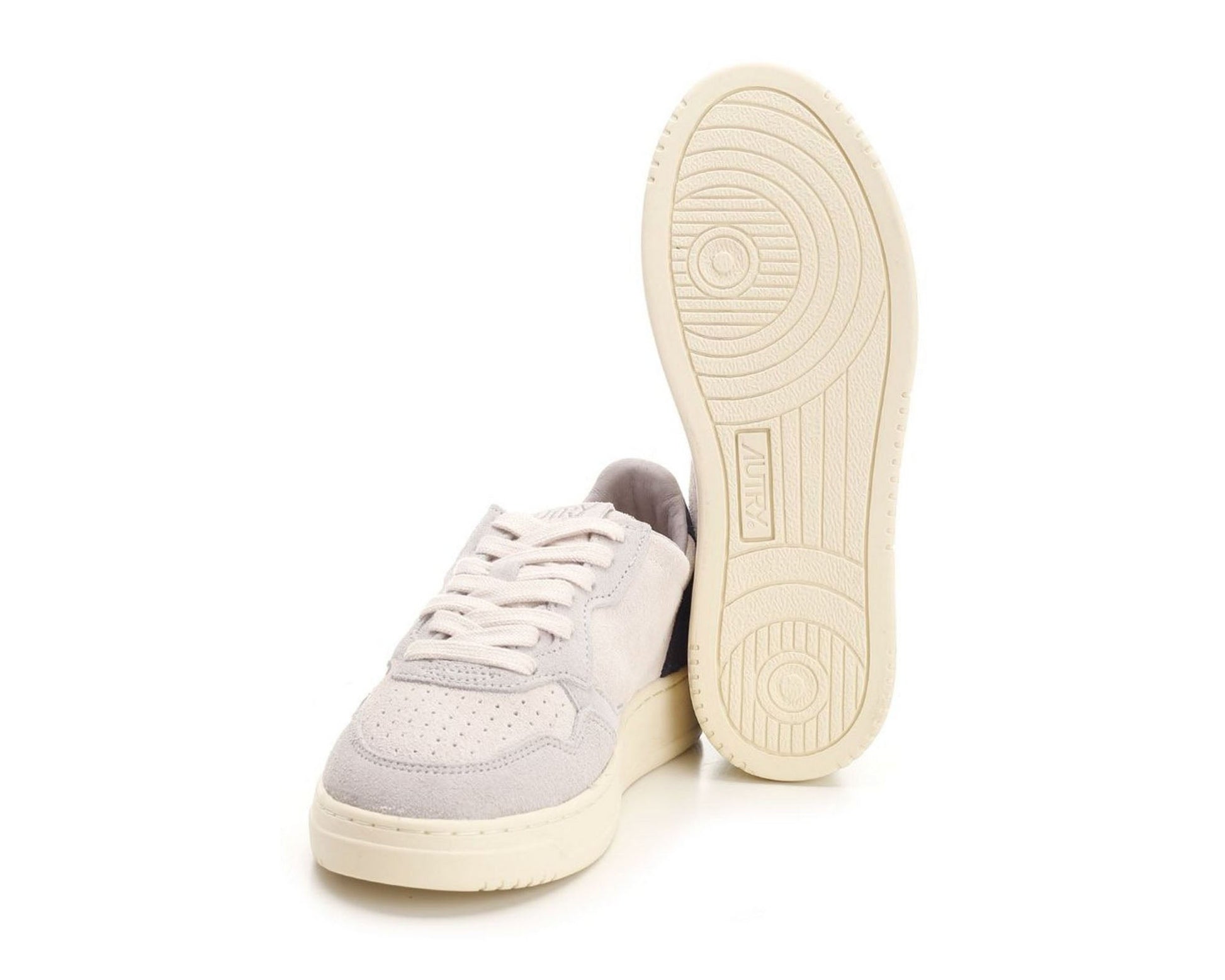 Autry Medalist Low-Top Sneakers
