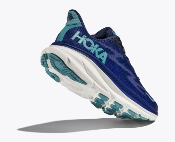 HOKA Clifton 9