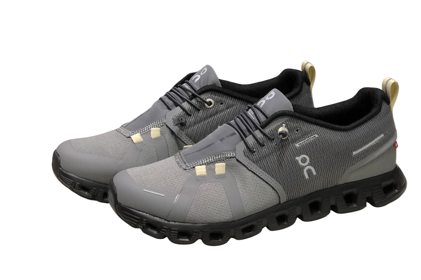 On Cloud 5 Running