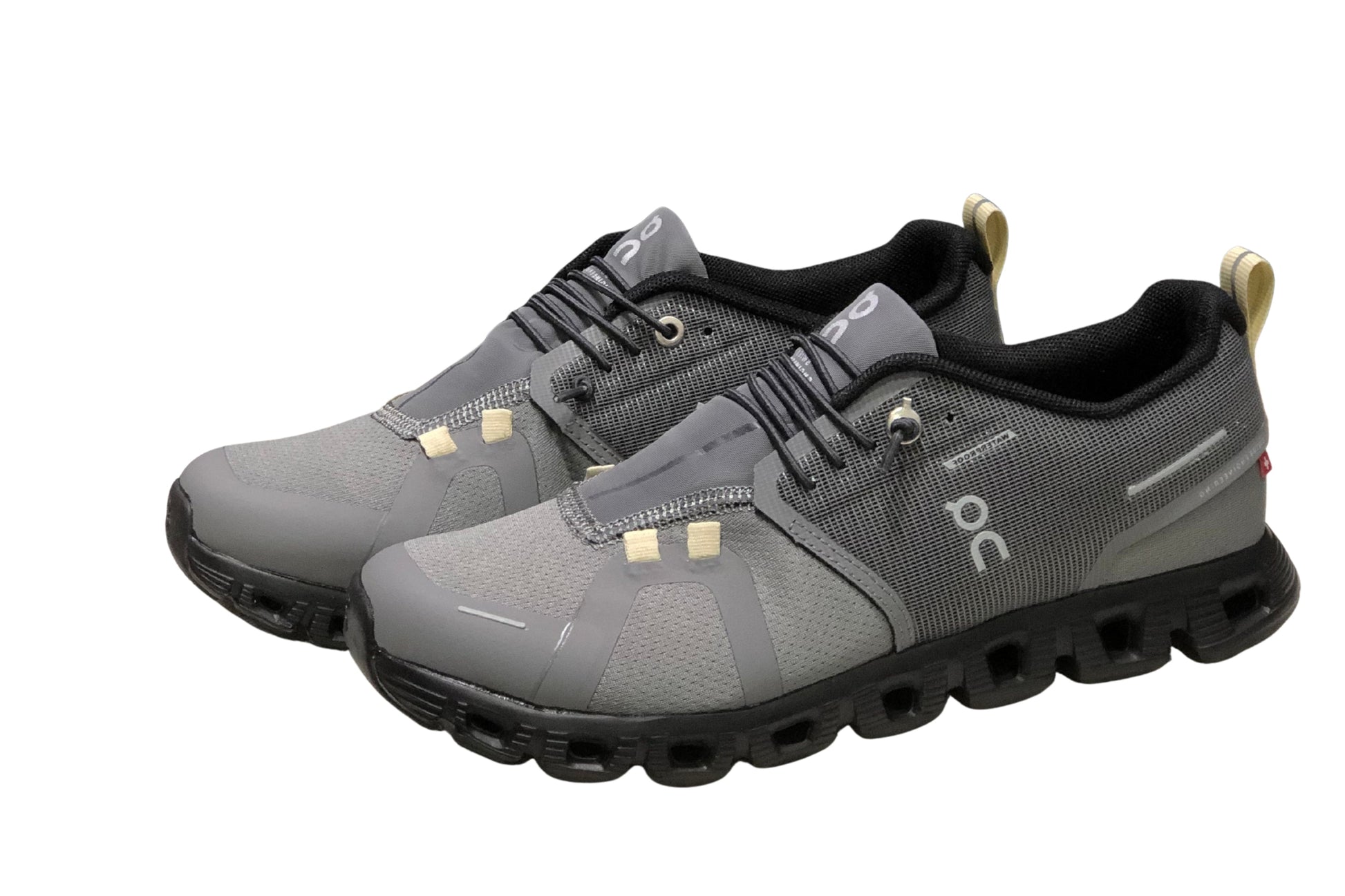 On Cloud 5 Running