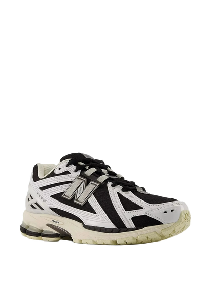 New Balance 1906 Black White