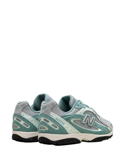 NEW BALANCE 204L - Kith Green Silver