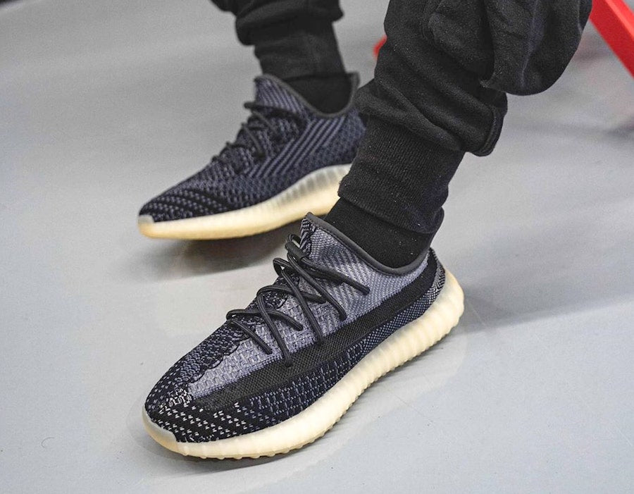 Adidas Yeezy boost 350 V2 carbon