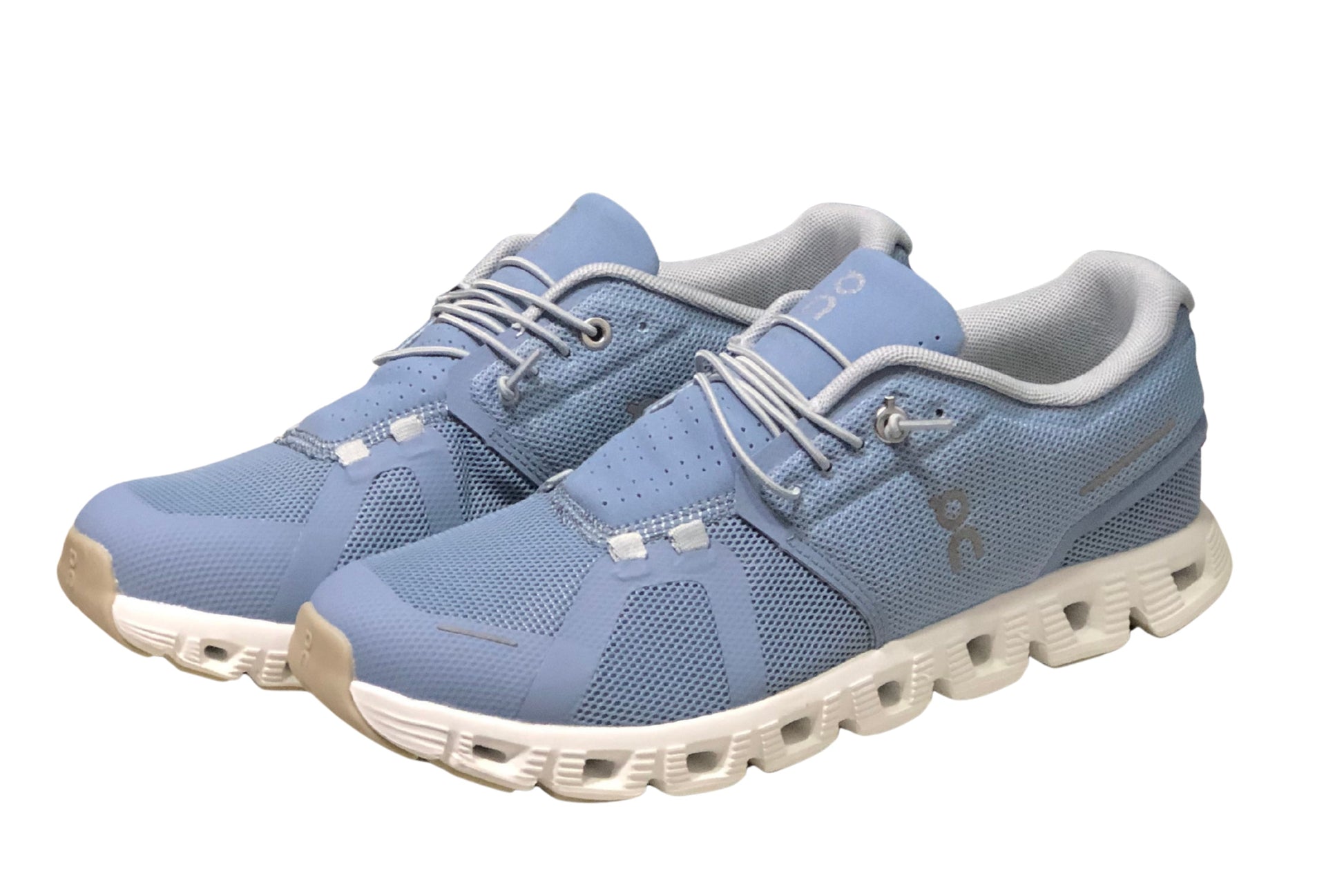 On Cloud 5 Running