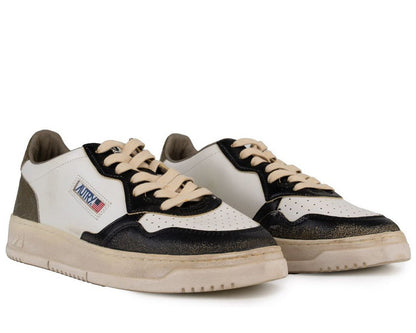 Autry Medalist Super Vintage Low-Top Sneakers