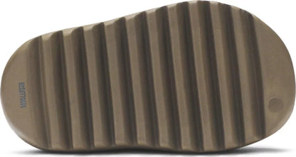 Yeezy Slides Kids – Earth Brown