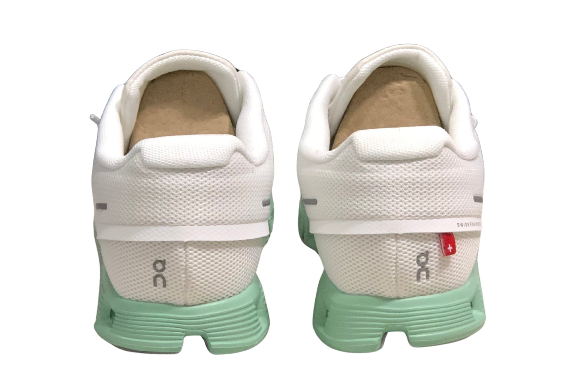 On Cloud 5 Running