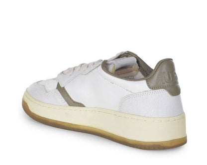 Autry Medalist Low-Top Sneakers