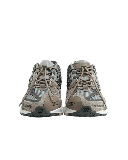 New Balance 1906 N.Hoolywood x INVINCIBLE Moonrock