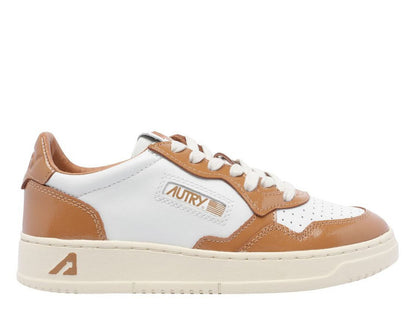 Autry Medalist Low Lace-Up Sneakers
