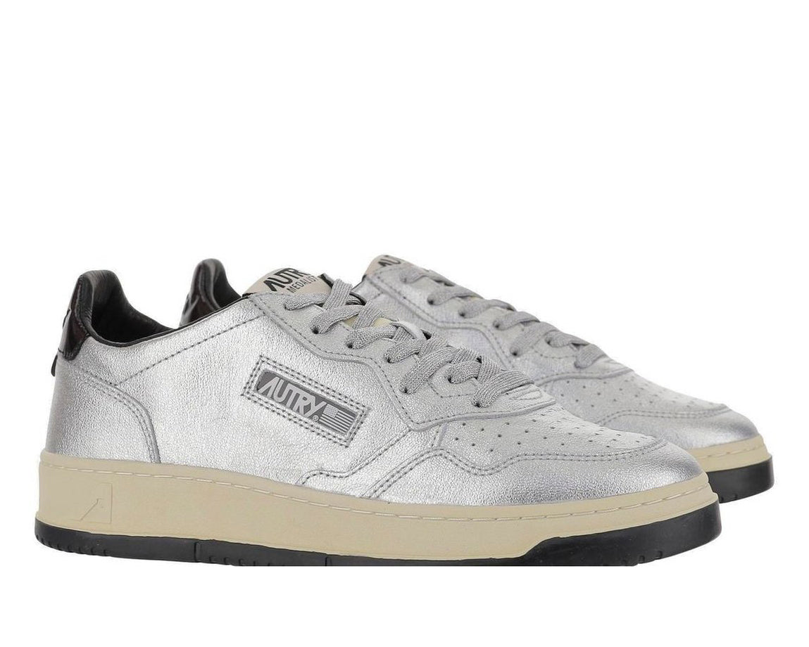 Autry Medalist Lace-Up Sneakers
