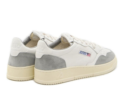 Autry Medalist Low-Top Sneakers