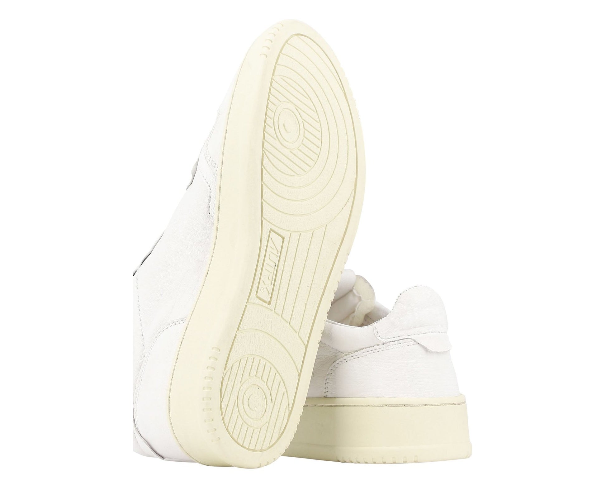 Autry Medalist Lace-Up Sneakers