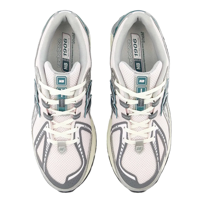 New Balance 1906 – Silver Metallic New Spruce