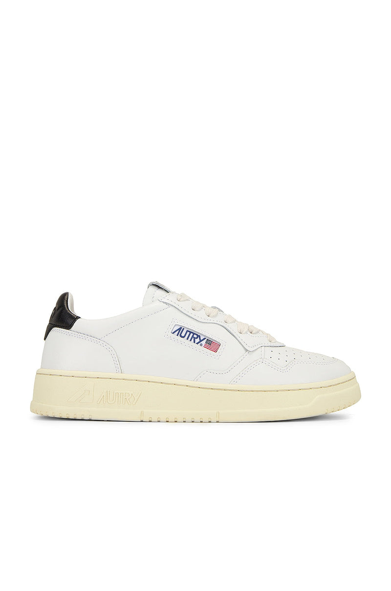 נעלי Autry Medalist Low Sneaker Black White