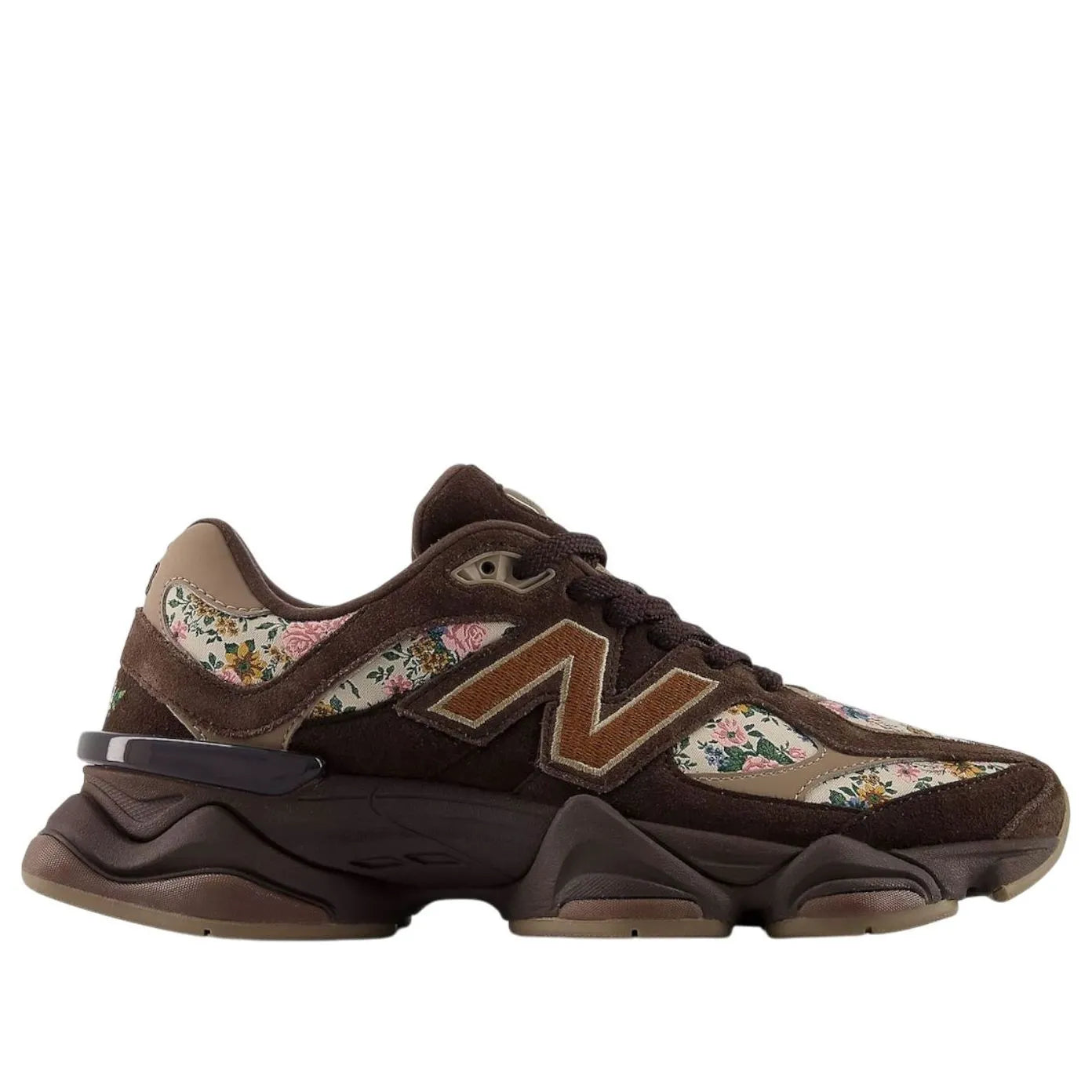 New Balance 9060 – atmos Pink Timeless Beauty
