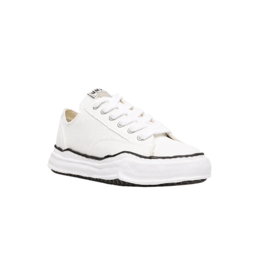 Maison Mihara Yasuhiro Peterson Low White