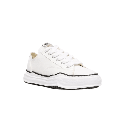 Maison Mihara Yasuhiro Peterson Low White