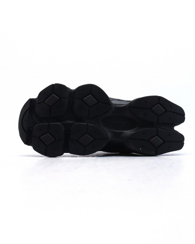 New Balance 9060 Triple Black