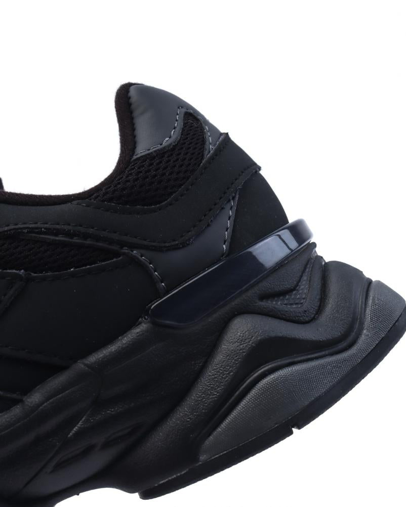 New Balance 9060 Triple Black