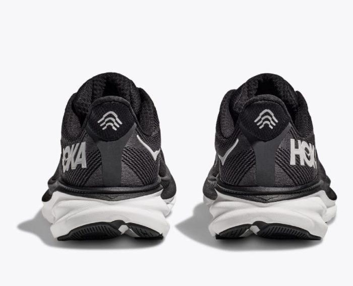 HOKA Clifton 9