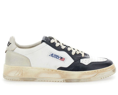 Autry Medalist Super Vintage Low-Top Sneakers