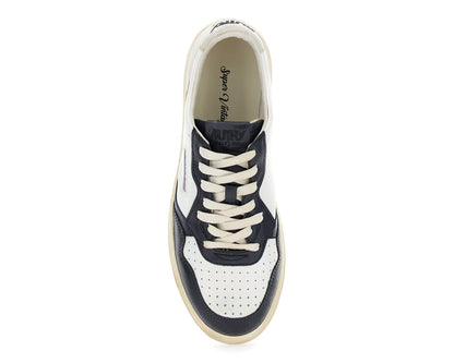 Autry Medalist Super Vintage Low-Top Sneakers