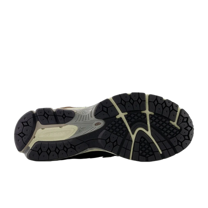 New Balance 1906 – Phantom Dark Mushroom