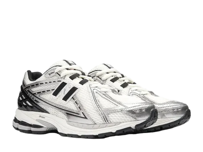 New Balance 1906 – Silver Black