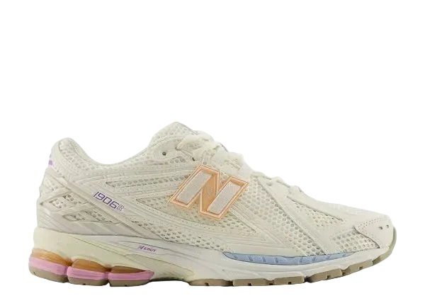 New Balance 1906 – Sea Salt Pink Sugar