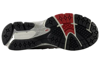 New Balance 1906 – White Silver Red