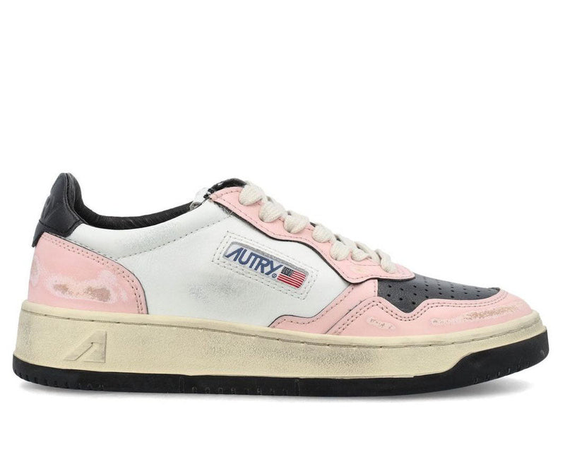 Autry Medalist Super Vintage Low-Top Sneakers