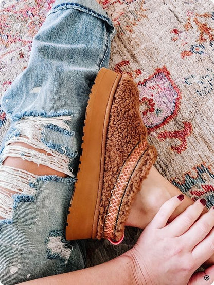 UGG Tazz Braid Hardwood
