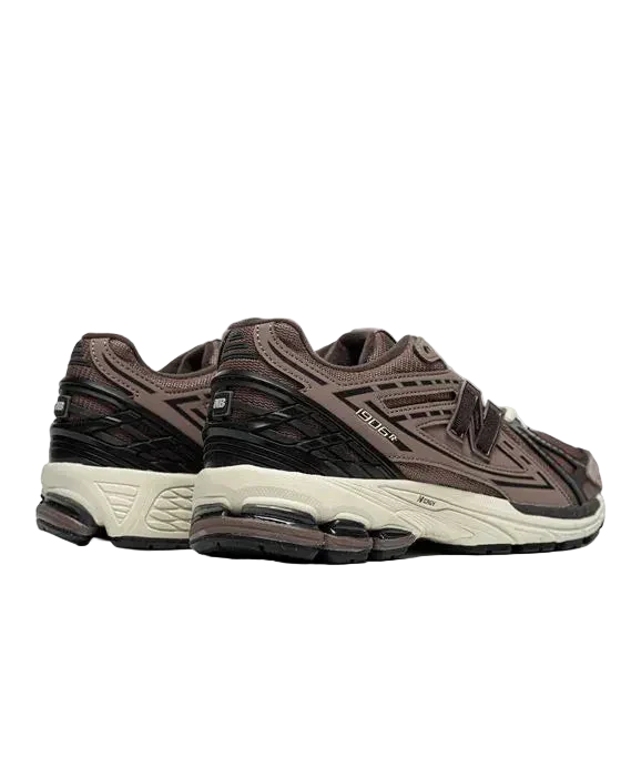 New Balance 1906 Bronze premium