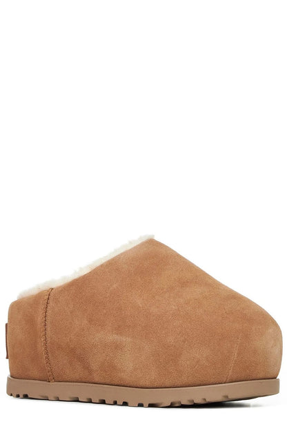 UGG Pumped Round Toe Slides