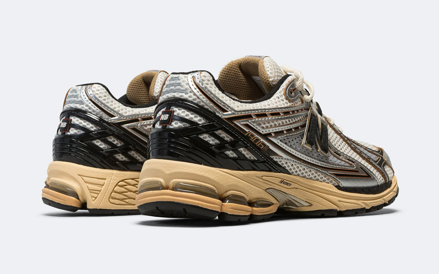New Balance 1906 – Vintage Silver