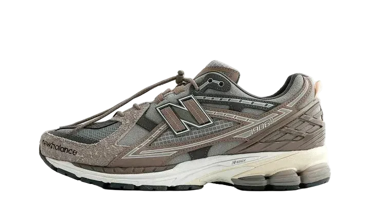 New Balance 1906 N.Hoolywood x INVINCIBLE Moonrock